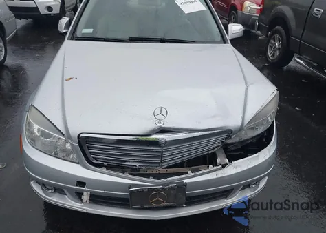 2009 Mercedes-Benz C 300 Luxury/Sport из США, поврежденный, VIN WDDGF54X99R054946